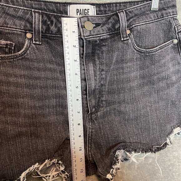 Paige Women Margot Silver City Destructed High Rise Black Denim Cut Off Short 31 - Picture 7 of 10